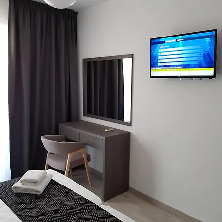 Les Palmiers Petrou Ларнака