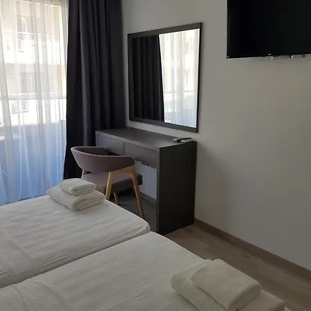Apartment Les Palmiers Petrou *