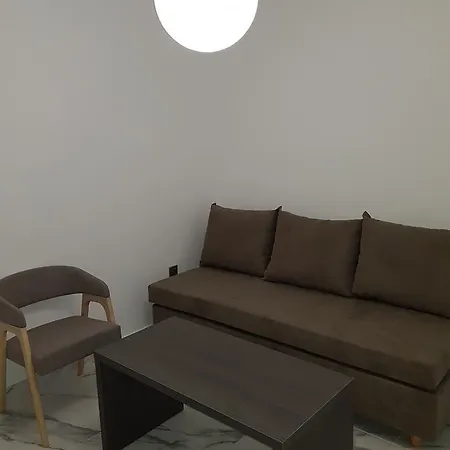 Les Palmiers Petrou Apartmán *